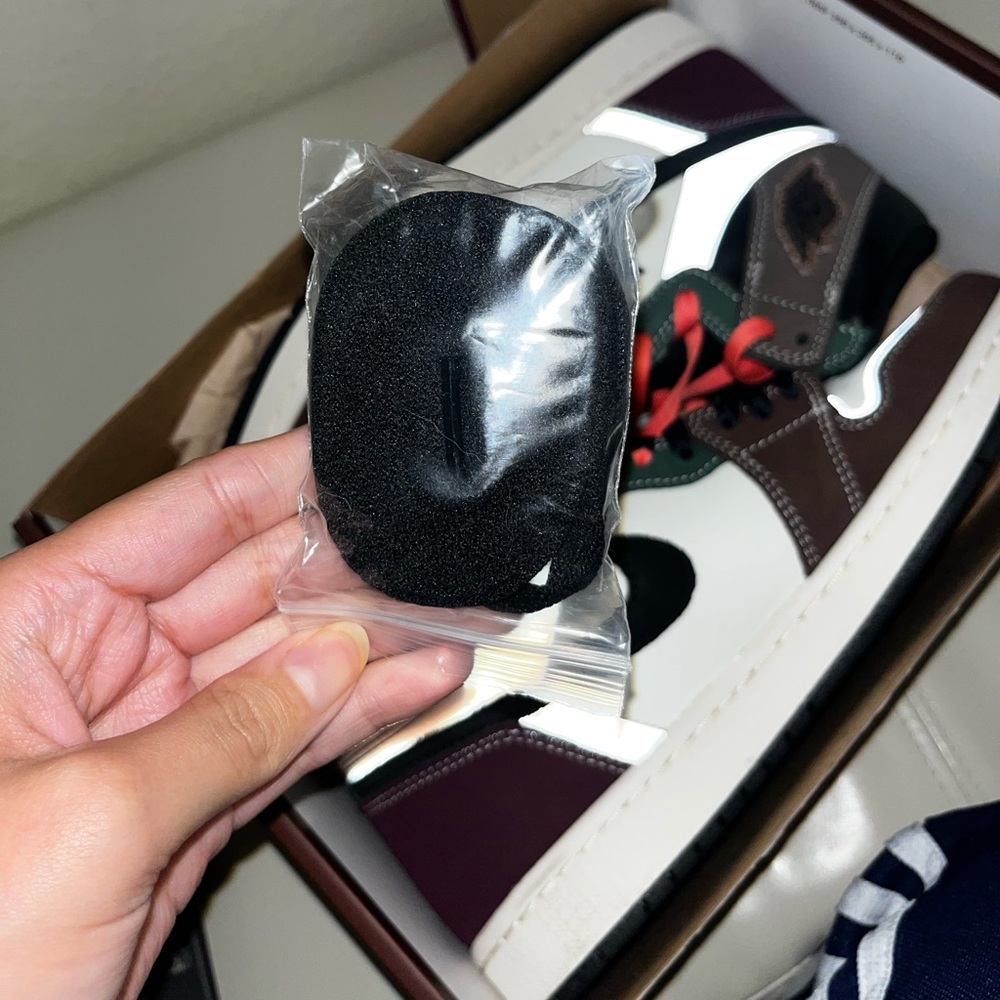 Air jodan 1 retro high (size 6) - Picture 3 of 6